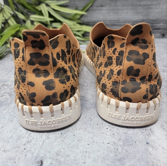 Ilse Jacobsen | Leopard Print Tulip Perforated Slip-on Shoes - Picture 5 of 11
